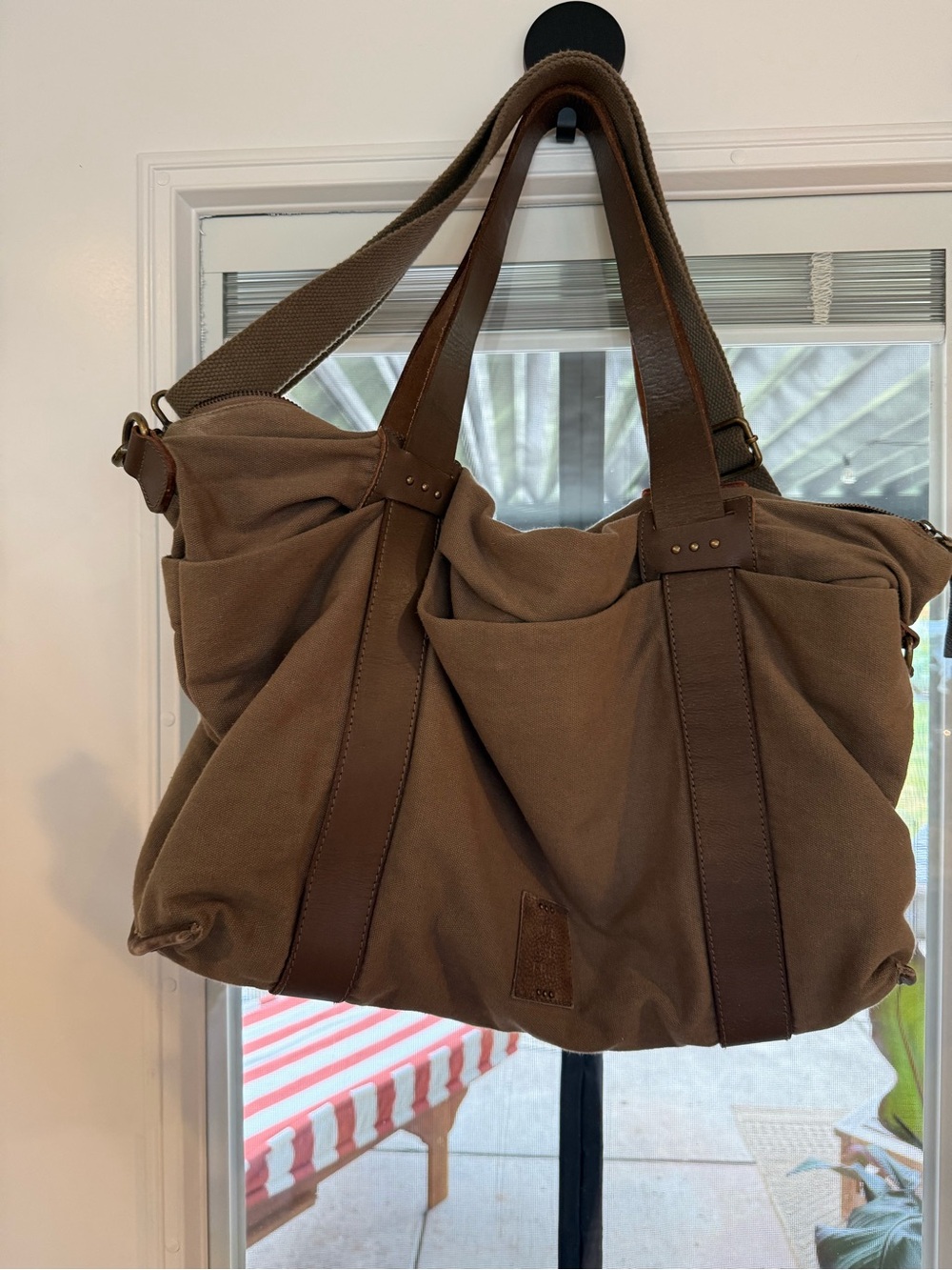 We The Free 24 Hour Bag - Picture 4 of 8